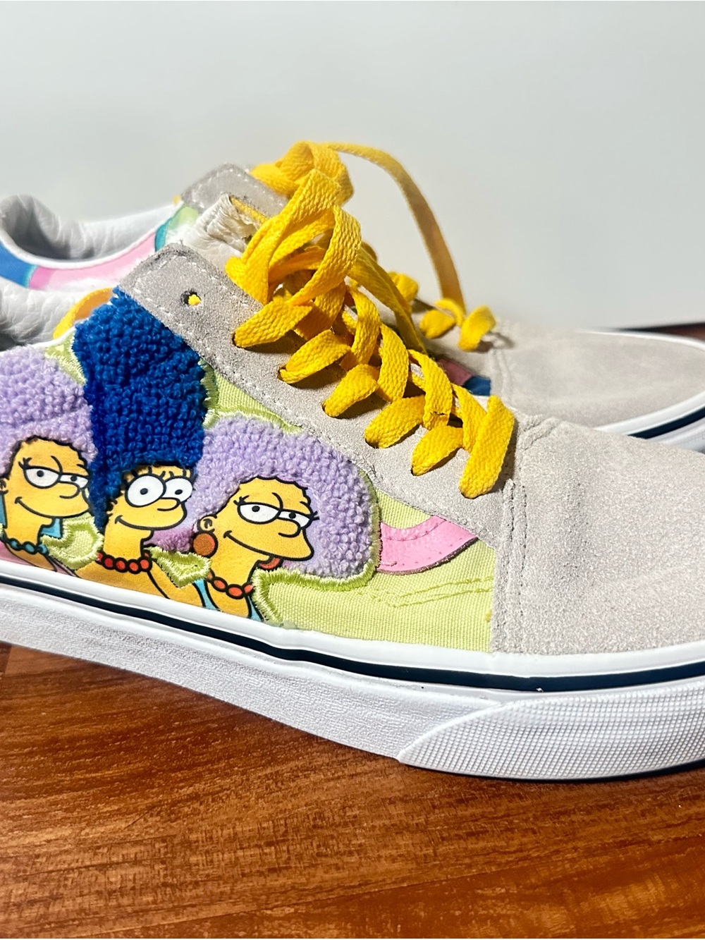 Vans x The Simpsons Old Skool "The Bouviers" - Size US Women 7.5 / Men 6.0